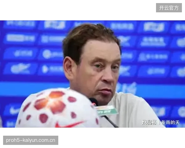 上海申花五月遭遇伤病潮，斯卢茨基的球队七轮仅取3分跌入谷底。